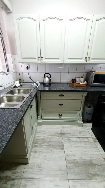 Laboria 102 & 103 (Adults Only)