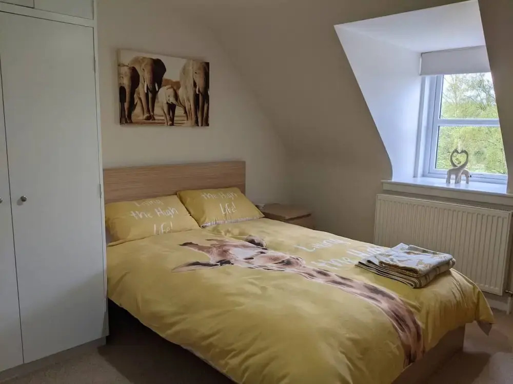 Spacious, Refurbished 4-bed Cottage nr Aboyne