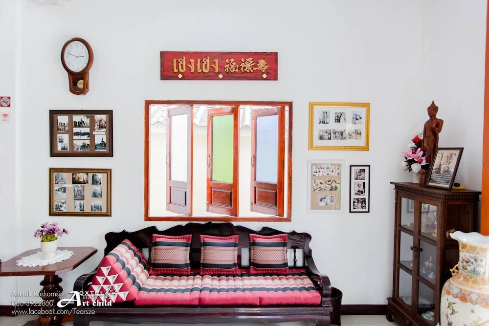Phiphu Art and Gallery Boutique Sukhothai