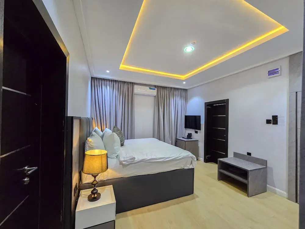 Twinny Hotel & Suites