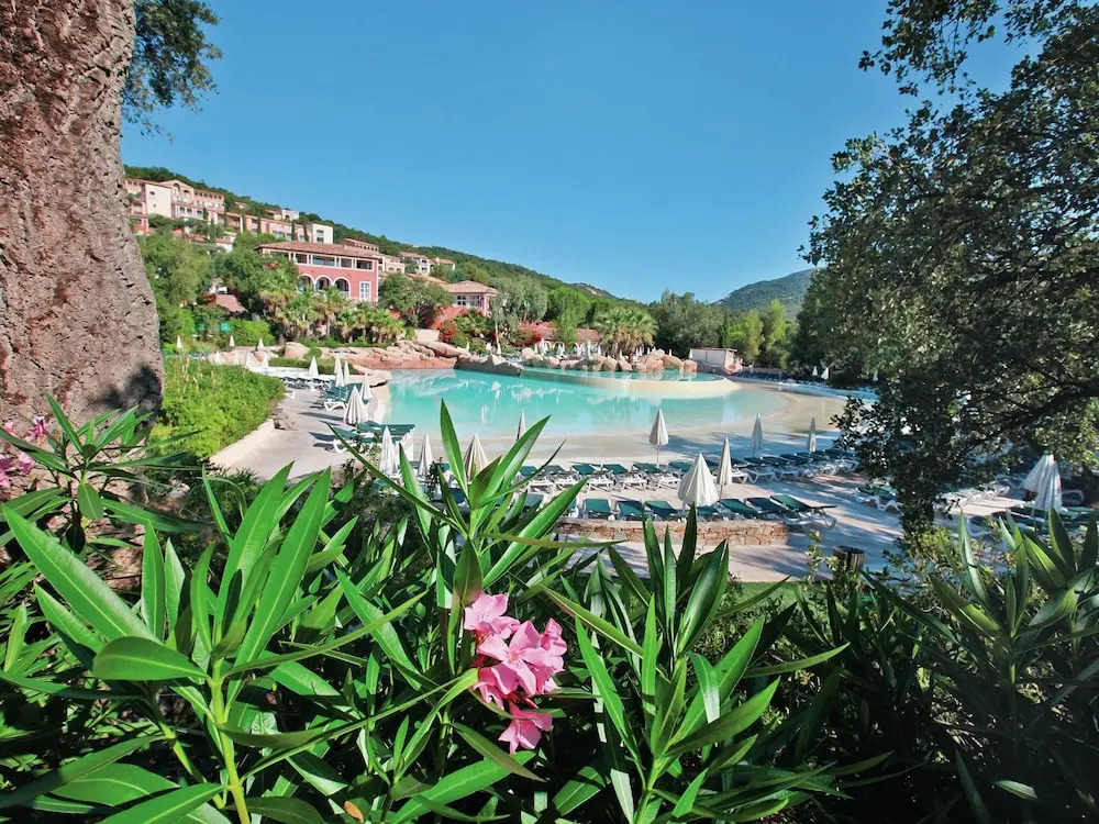 Sea-view Studio in the Beautiful Fortified Town Grimaud