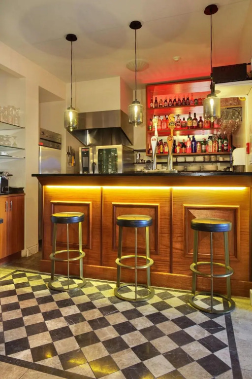 Hotel Manoir DAuteuil - Par Aneyro