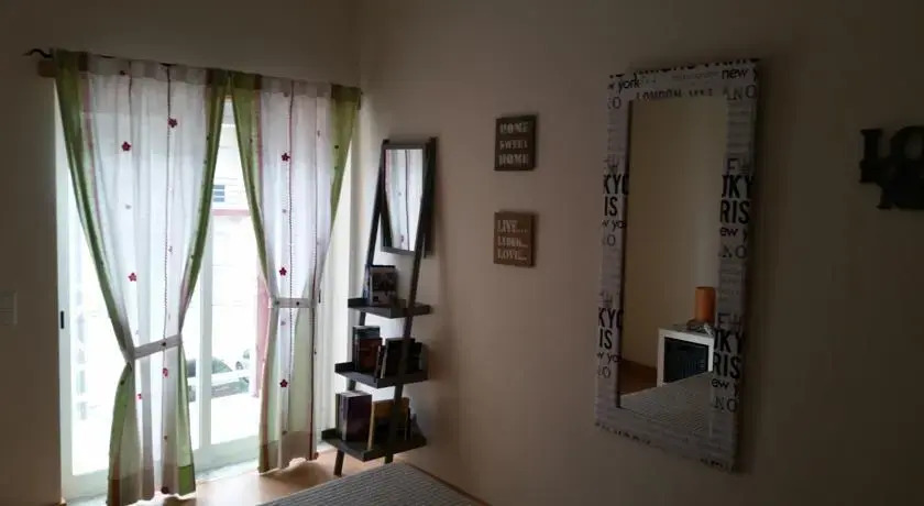 Quarto na zona da Caparica
