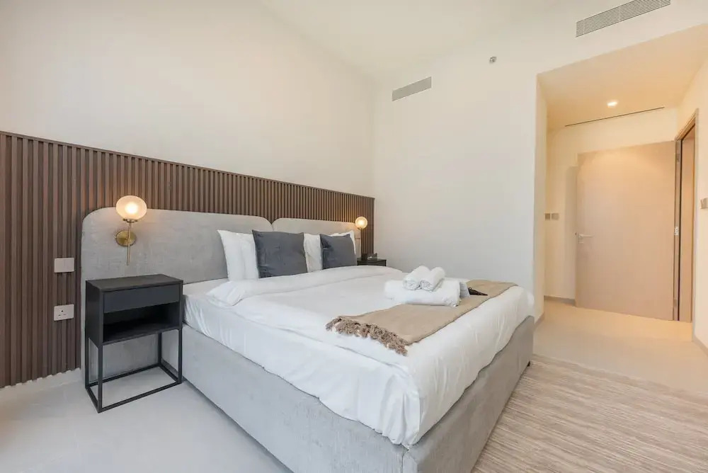 Cozy 2-bedroom Apartment Perfect for Family in Downtown With Burj Khalifa Views