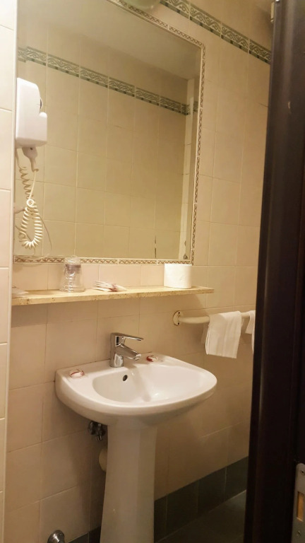 Clarin Hotel