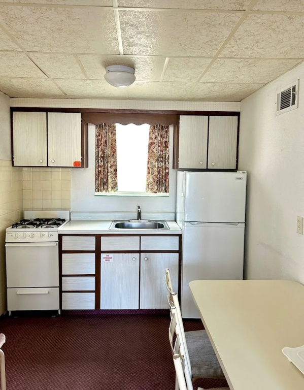 Ivan Hoe Motel