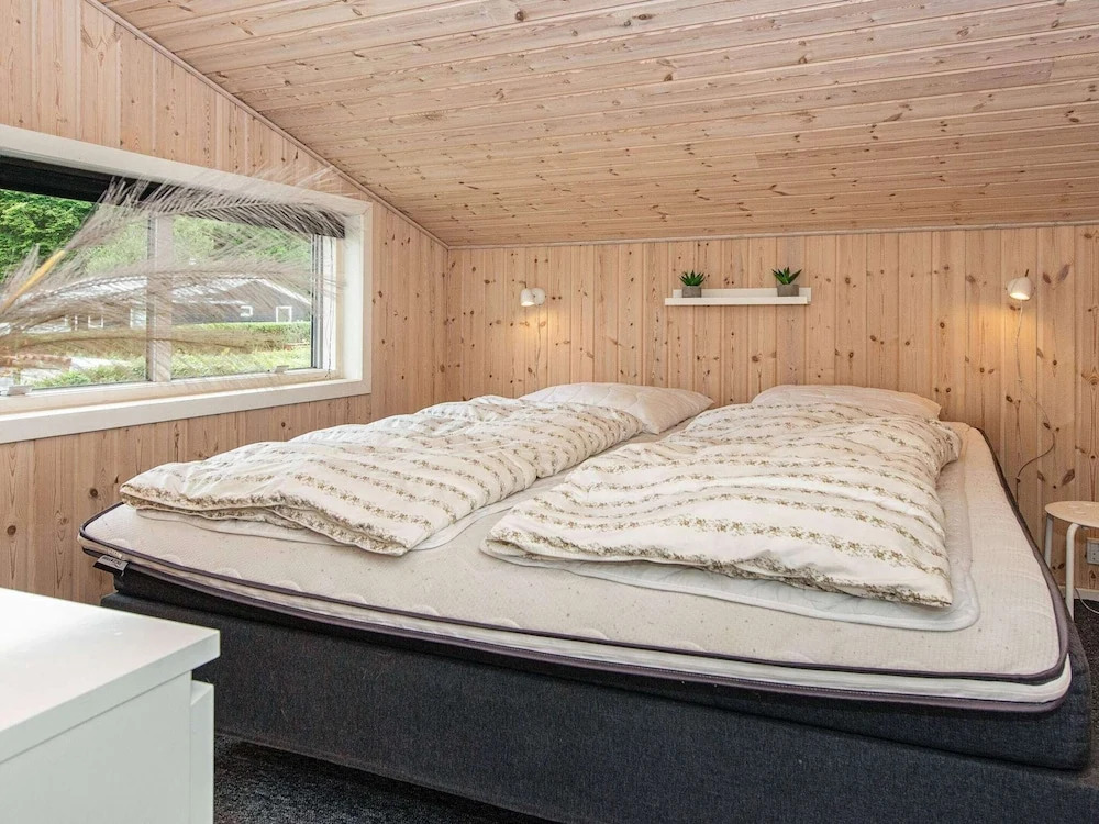 Vibrant Holiday Home in Juelsminde near Sea