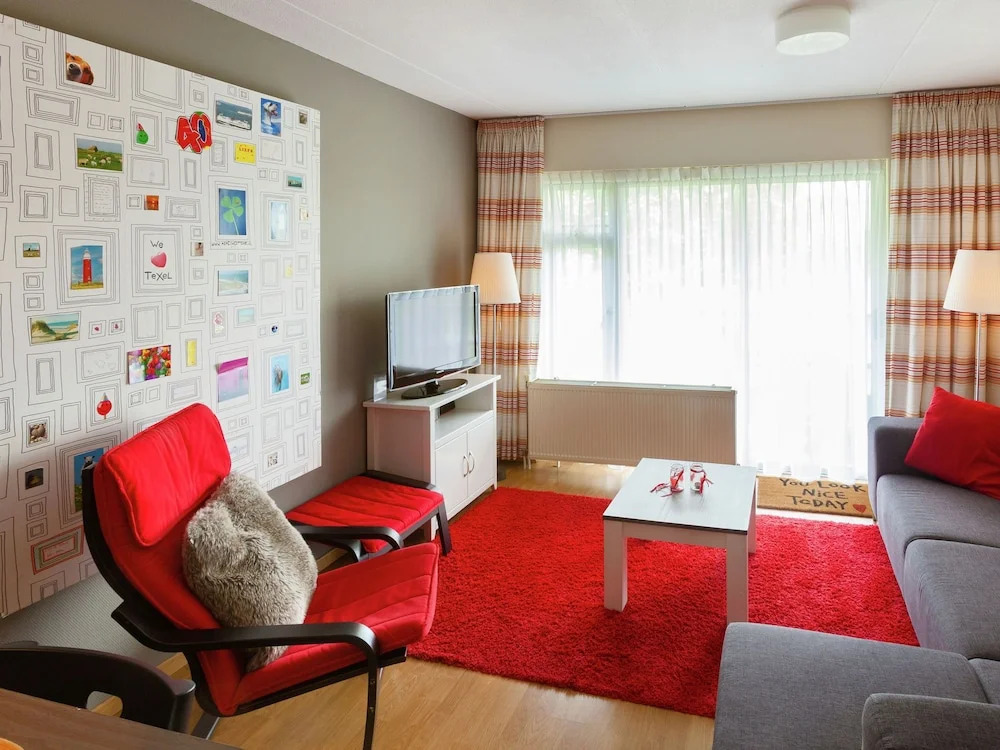 Beautiful Holiday Home in Texel Near Sea