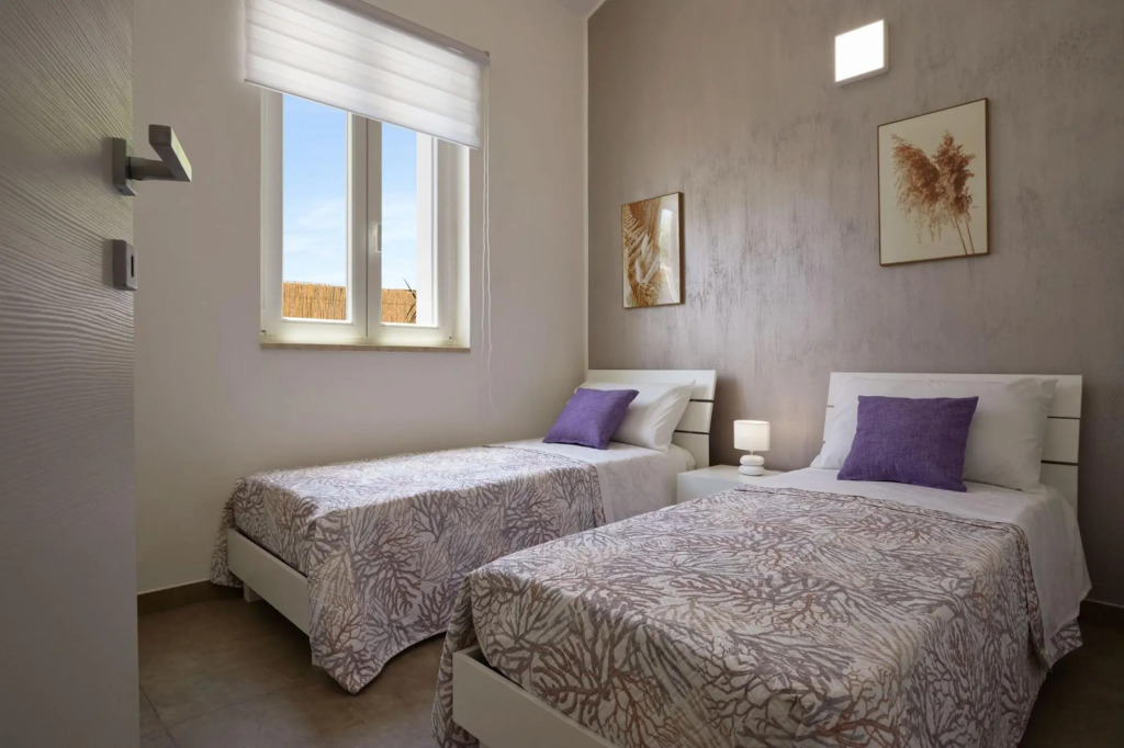 Villa Shamsi, heated pool and beach at 70 mt-Villa shamsi