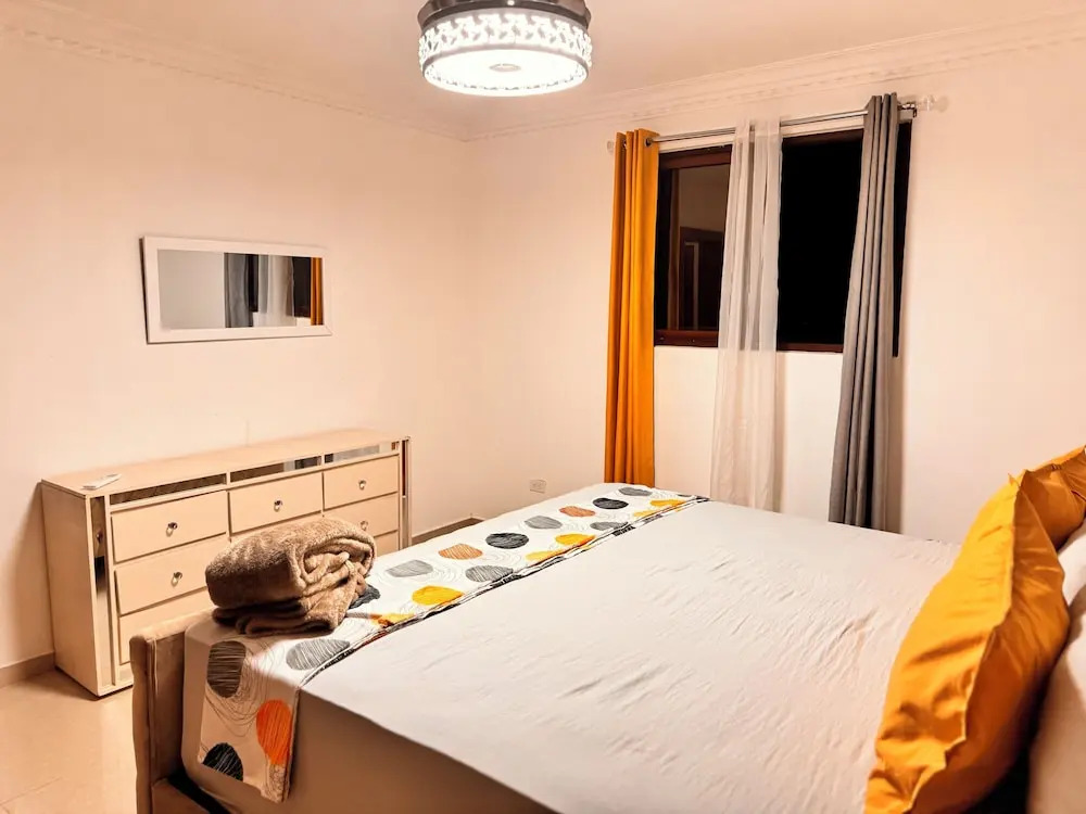 Santiago Amazing 4bedrooms Apt for Group, Spectacular Wifi, Close to all fun