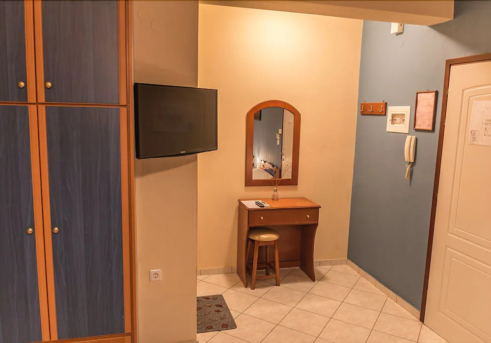 Tsironis Guesthouse