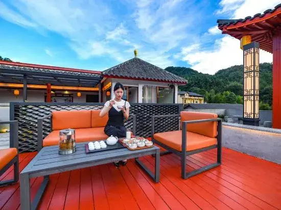 Guanshan Garden Ancient Chinese Holiday Inn Zhangjiajie National Forest Park Branch