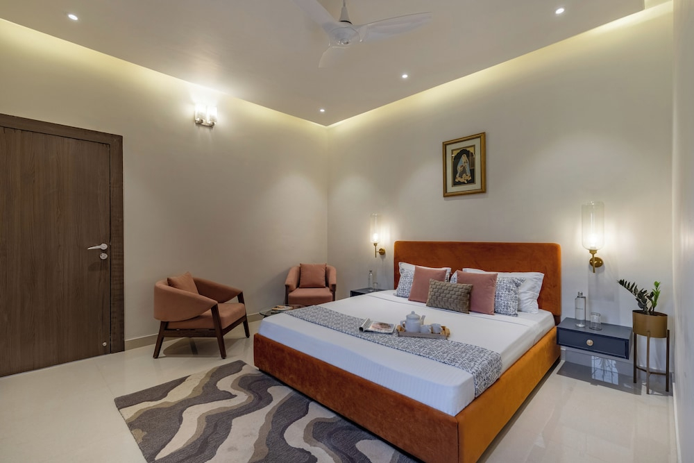 ELIVAAS Shourya Zenna Luxe 3BHK Villa with Pvt Pool, Udaipur