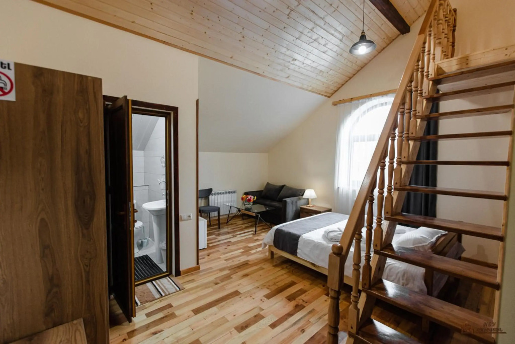 NOY Guest House B&B