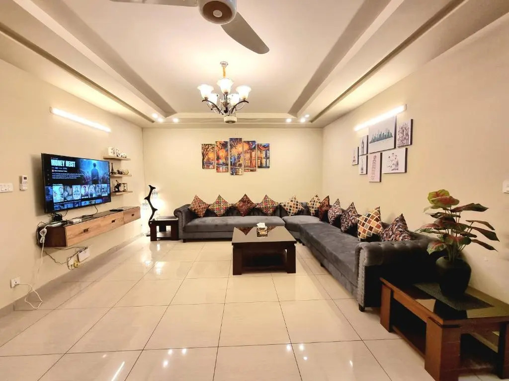 Executive 3 Bedrooms Apartment In Bahria Town