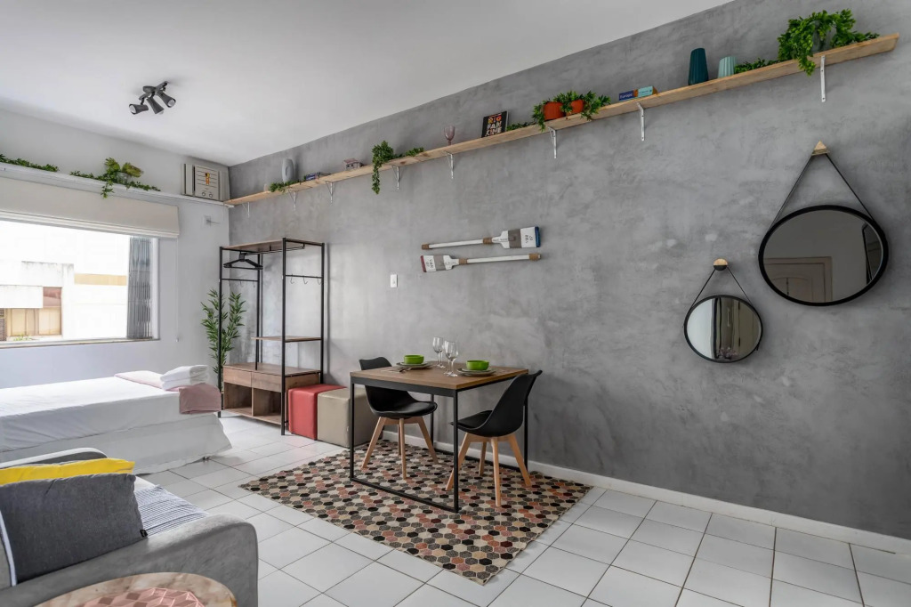 6 Minutes From Ipanema Beach and Close to the Underground J804