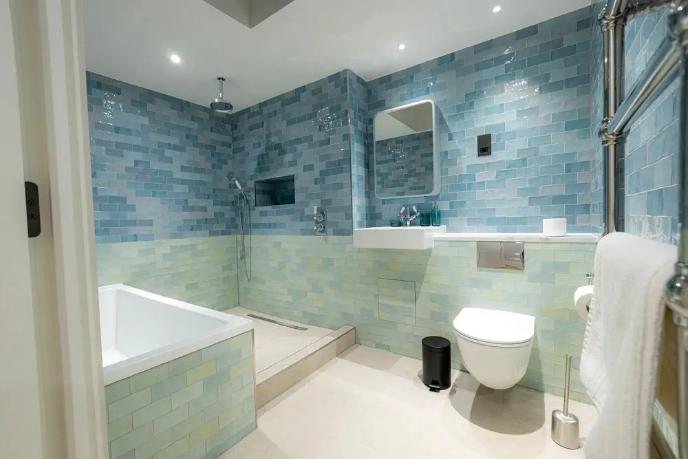 Three Bed Apts near Spitalfields Mkt