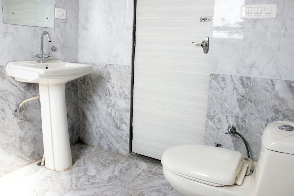 OYO 6915 Hotel Marwar Regency