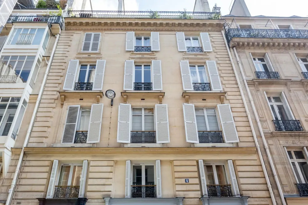 85 - Urban Palais Royal