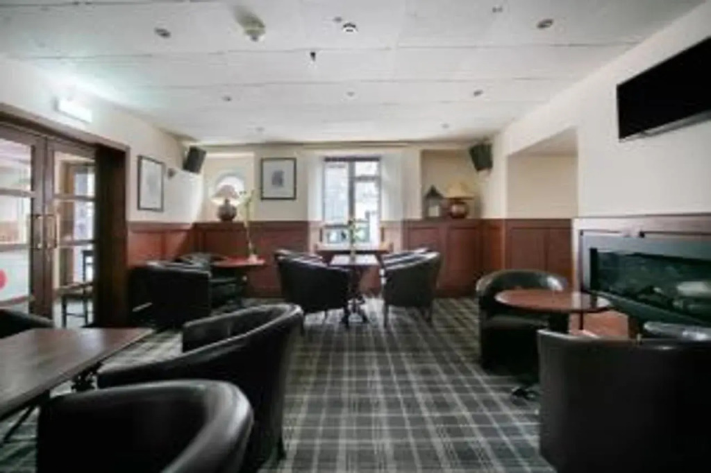 The Breadalbane Arms Room Only Hotel