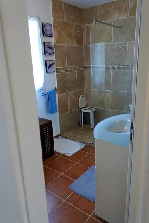 Patrimonio chambre avec commodités chez l’habitant