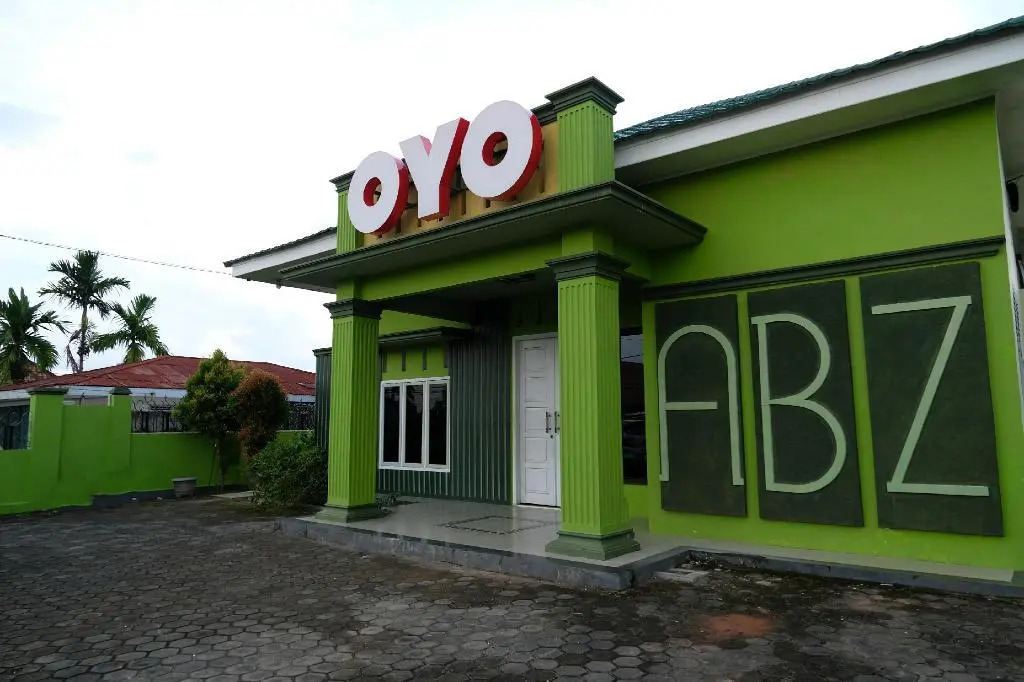 RedDoorz Syariah near Universitas Batanghari Jambi