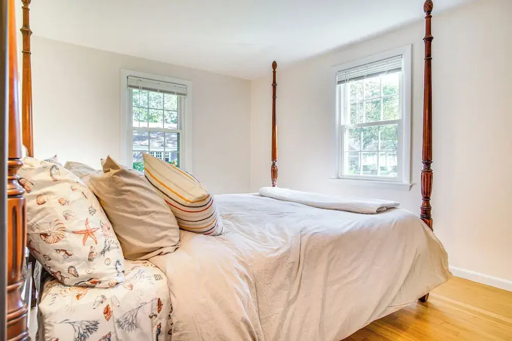 Bike to Private Beach: Cape Cod Escape w/ Sunroom