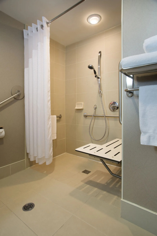 Holiday Inn Express & Suites Ottawa West - Nepean by IHG