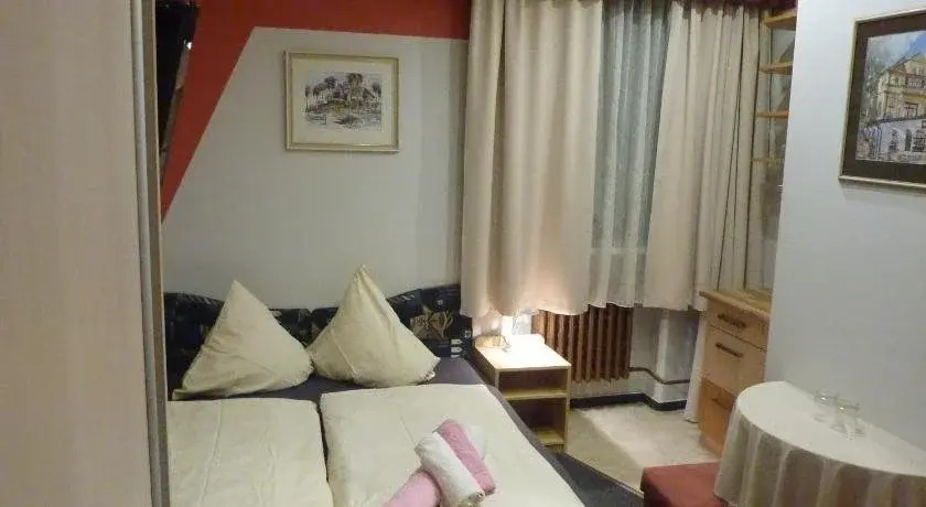 Pension Ayky