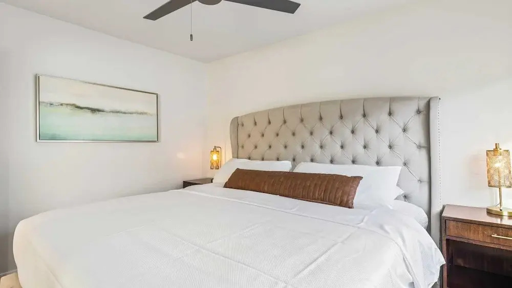 Steps to the Beach, Modern 3bdr w/ Patio 257 Trailhead Trestles 1 by Avantstay