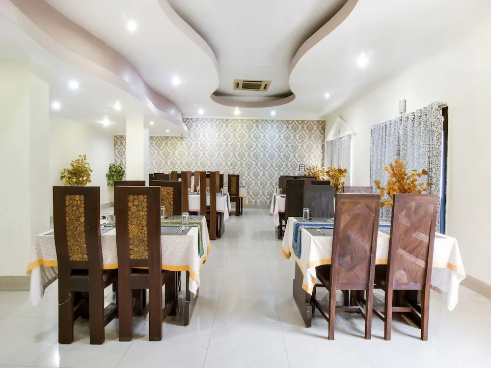 Hans Regency Birsa Vihar