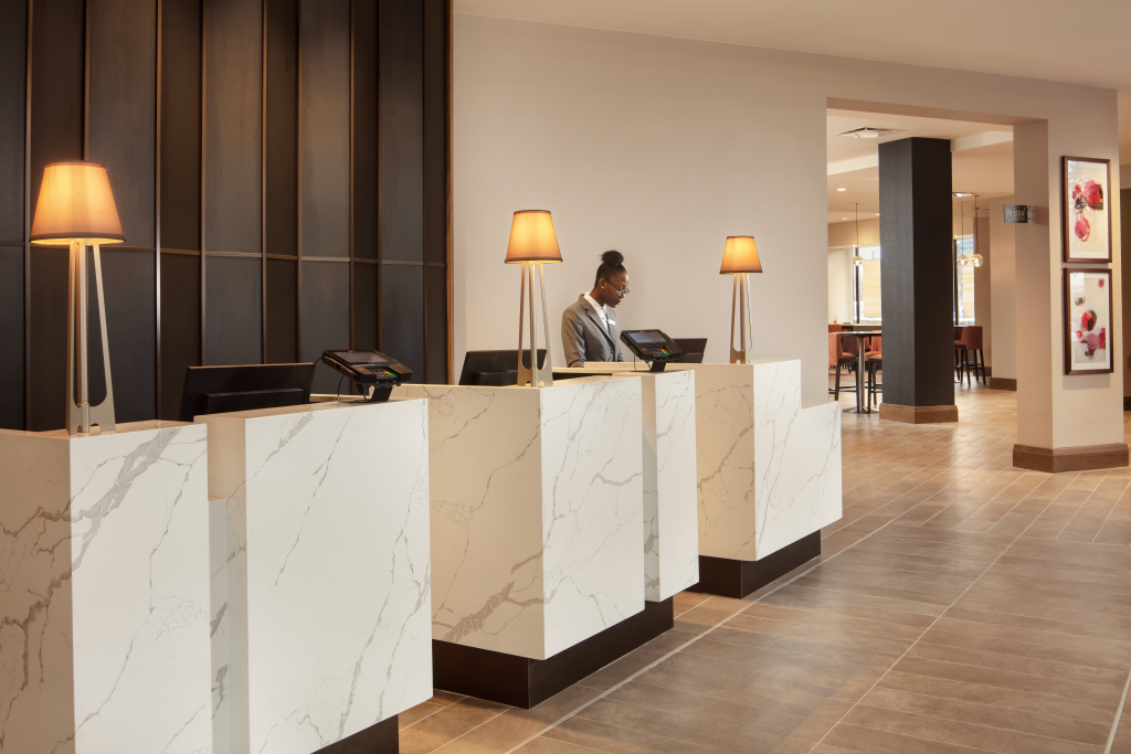 Crowne Plaza Dallas Market Ctr - Love Field, an IHG Hotel