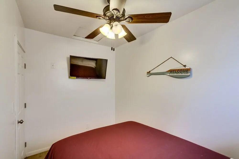 Mission Cottage 3376