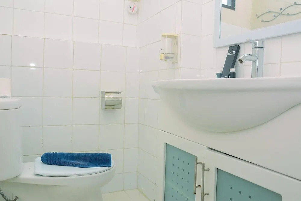 Cozy Living with Modern Design 1BR Kebagusan City Apartment
