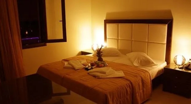 Sandy Suites