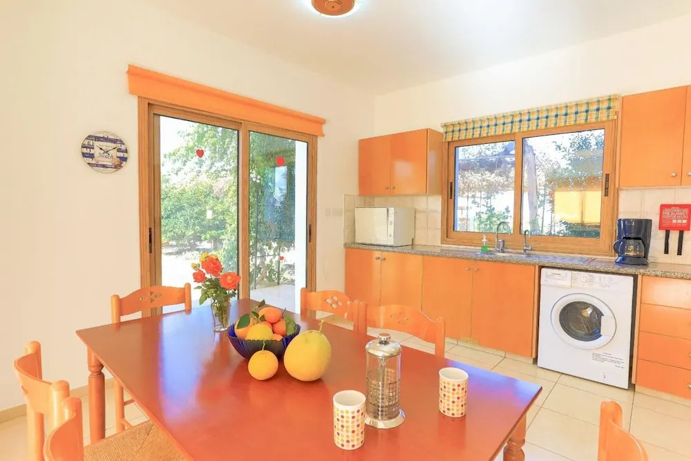 Villa Athina Finiki