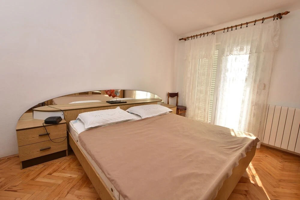 Apartments And Room Mate Mare