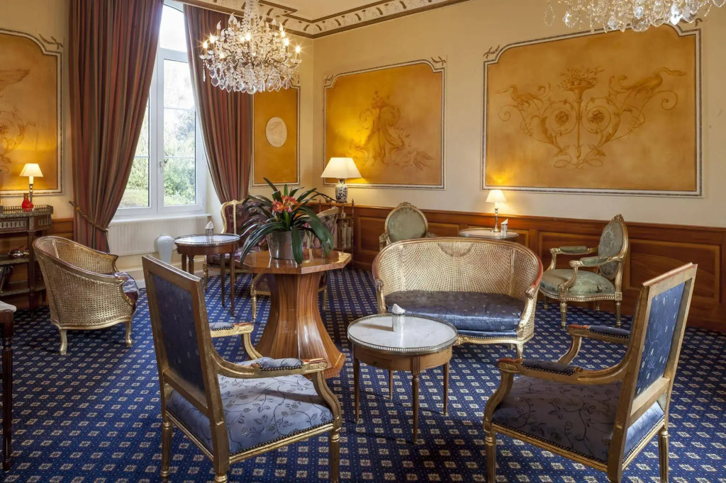 Grand Hôtel "Château de Sully" - Piscine & Spa -Teritoria