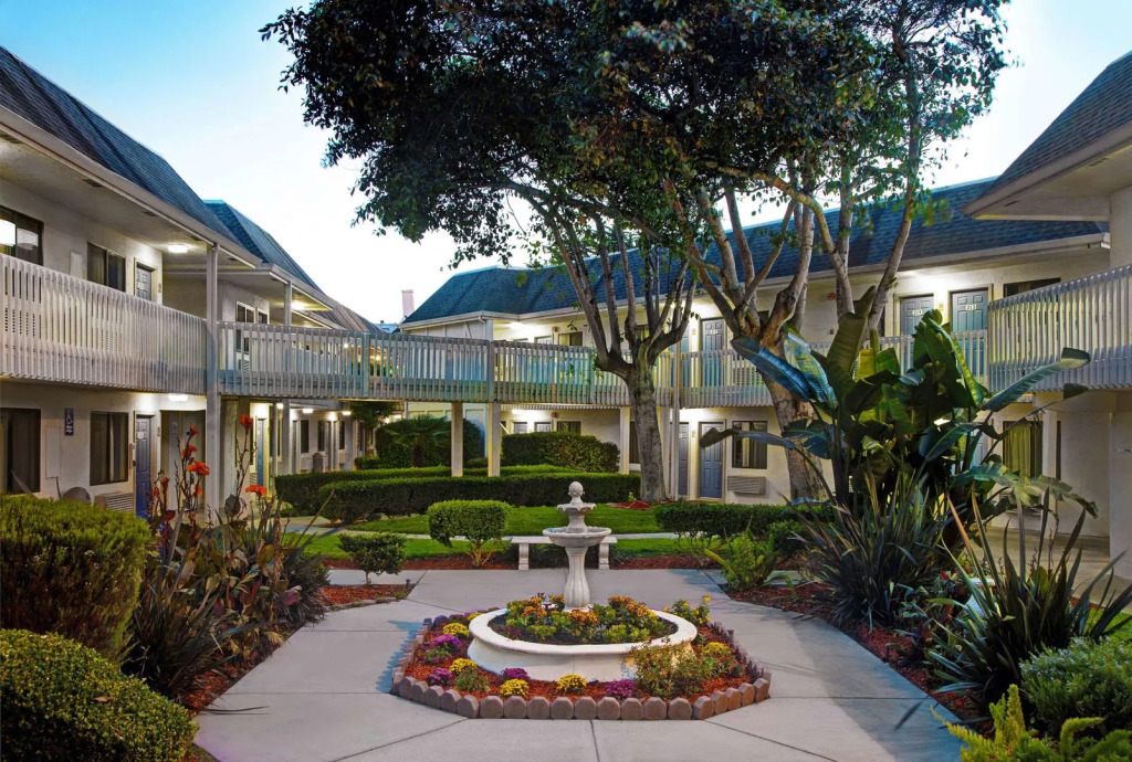 Motel 6-Marina, CA - Monterey