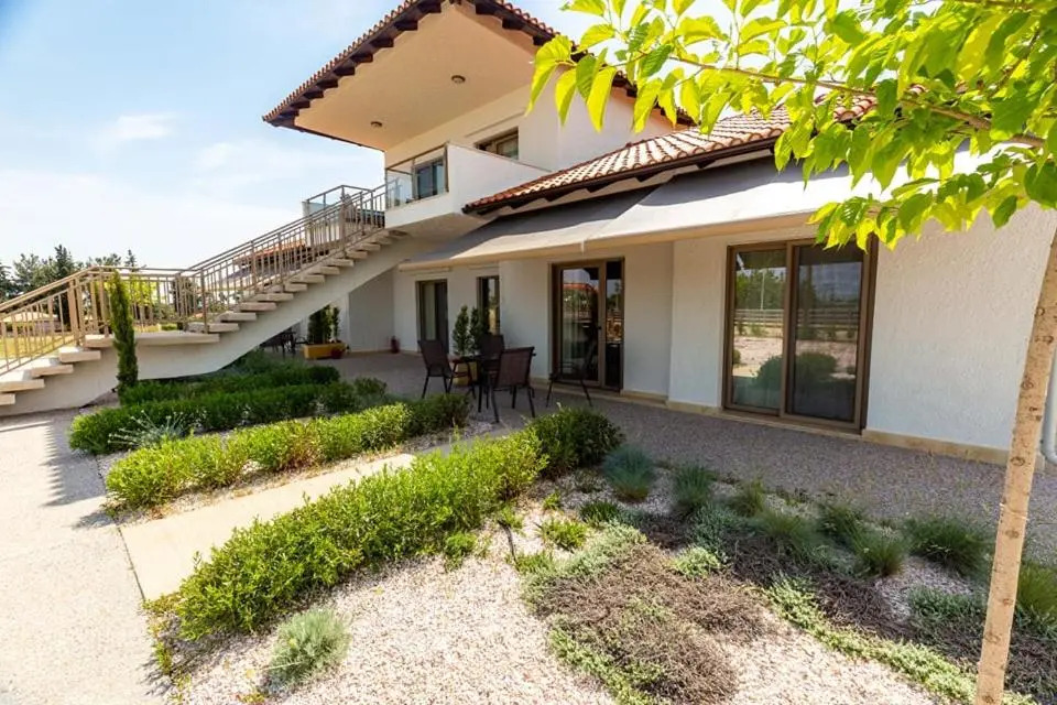 Varkes Suites 2