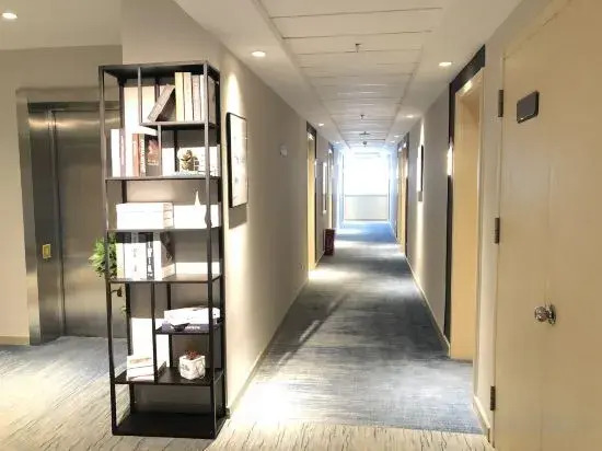 Magnotel Hotel (Nanchang Bayi Square People's Park Metro Station)