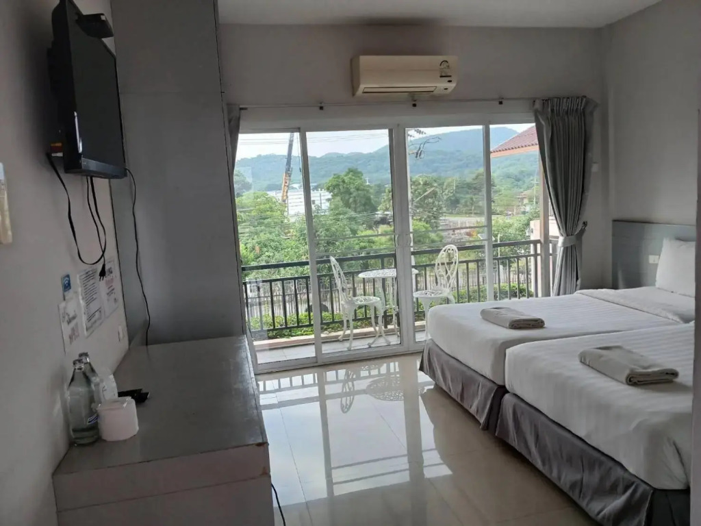 Rose Villa Resort