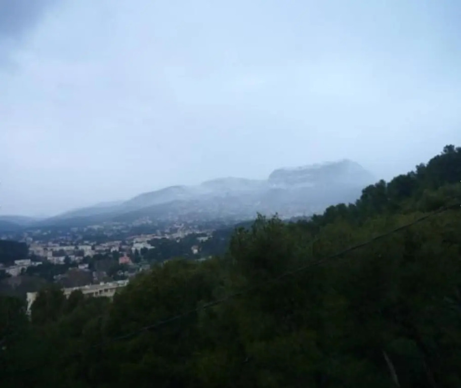 Apartment With one Bedroom in Toulon, With Wonderful sea View, Furnished Balcony and Wifi - 3 km From the Beach