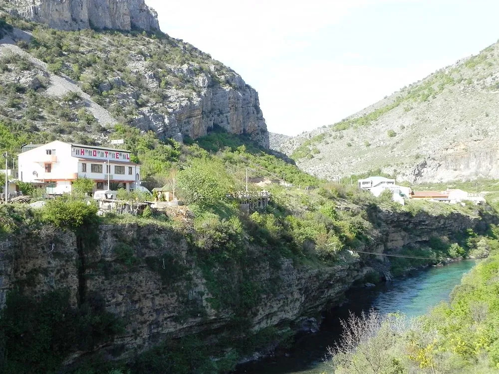 Hostel Izvor