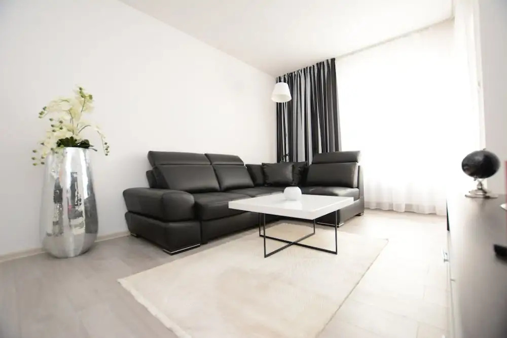 Golden Sun Apartments  - Solny