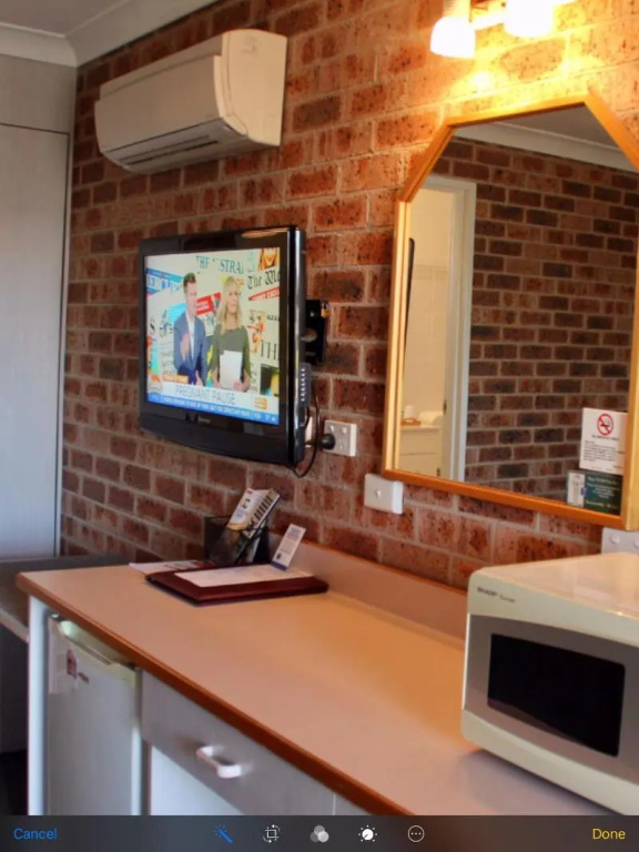 Town and Country Motor Inn