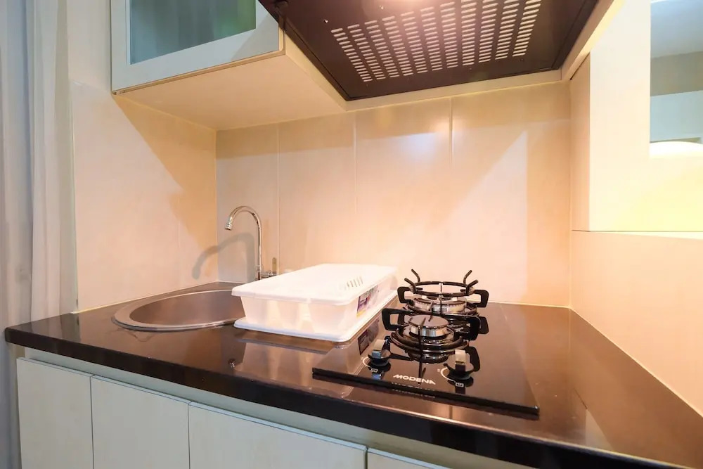 Bassura City Apartment with Direct Access to Bassura Mall