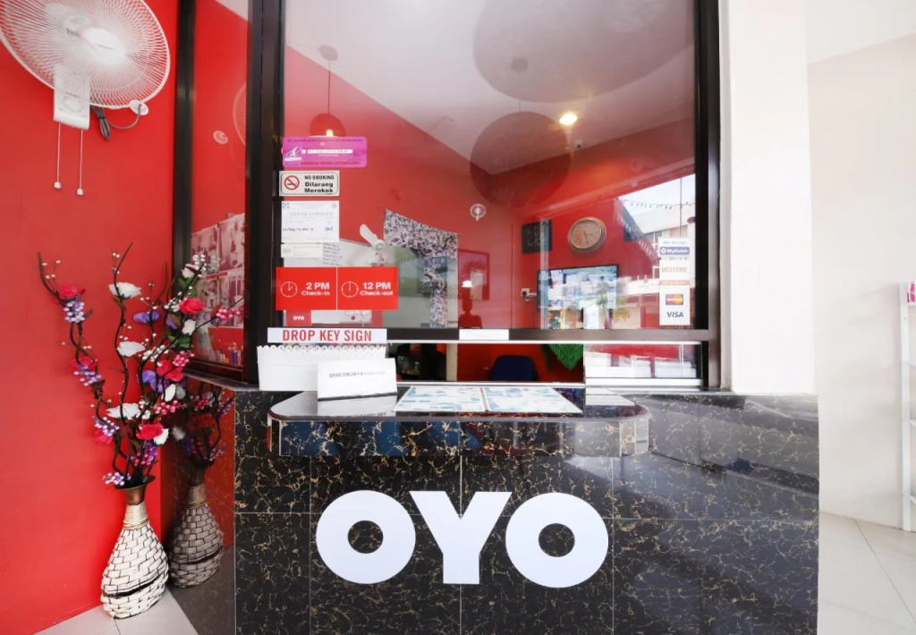 OYO 90456 Hotel Tgl