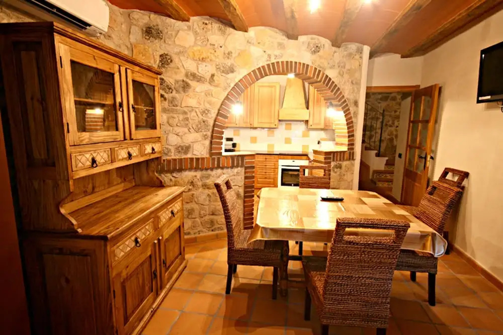 House With 3 Bedrooms in Paüls, With Wonderful Mountain View, Pool Acc