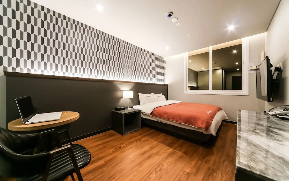 Changwon Jinhae Yongwon Hotel The K